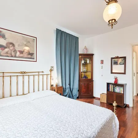 Castagneri Hillview Villa *