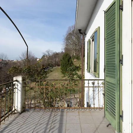 Castagneri Hillview Villa
